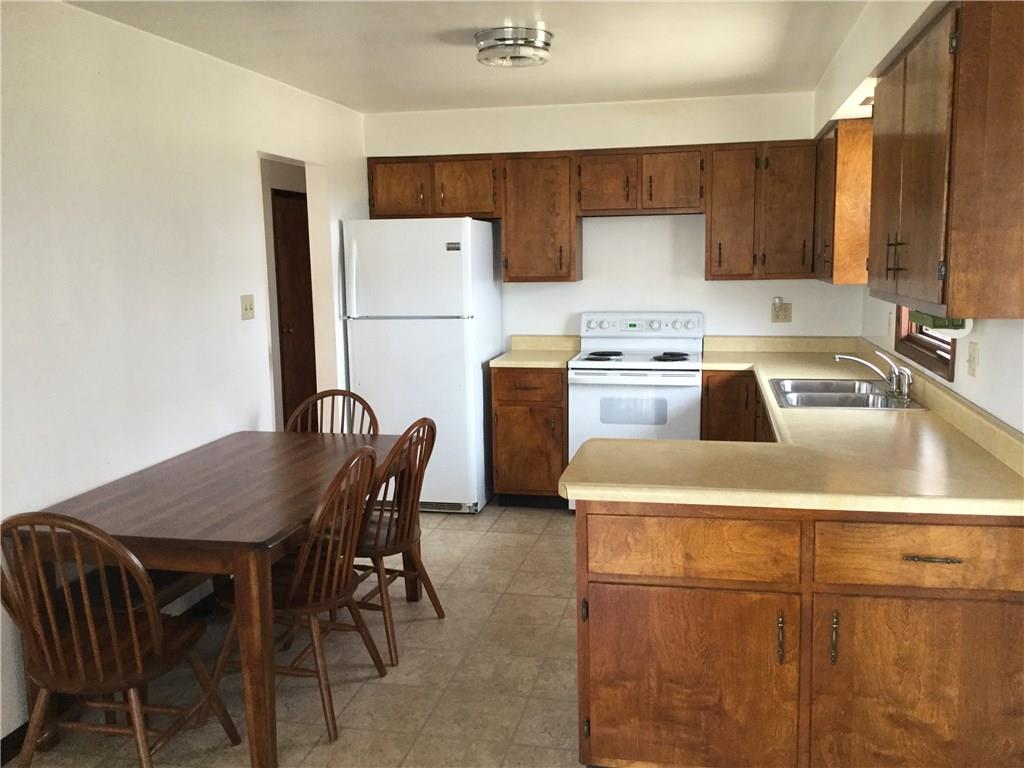 643 McKee Road Washington, PA 15301 - Photo 7 of 25
