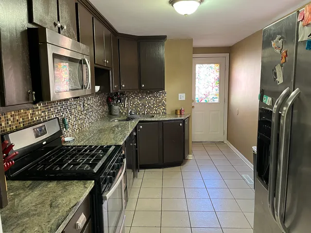 $310,000 | 510 Tyler Drive, Carpentersville, IL 60110