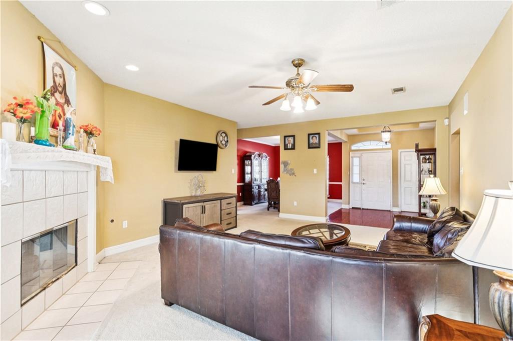 1033 Madeline Lane Slidell, LA 70460 - Photo 2 of 17