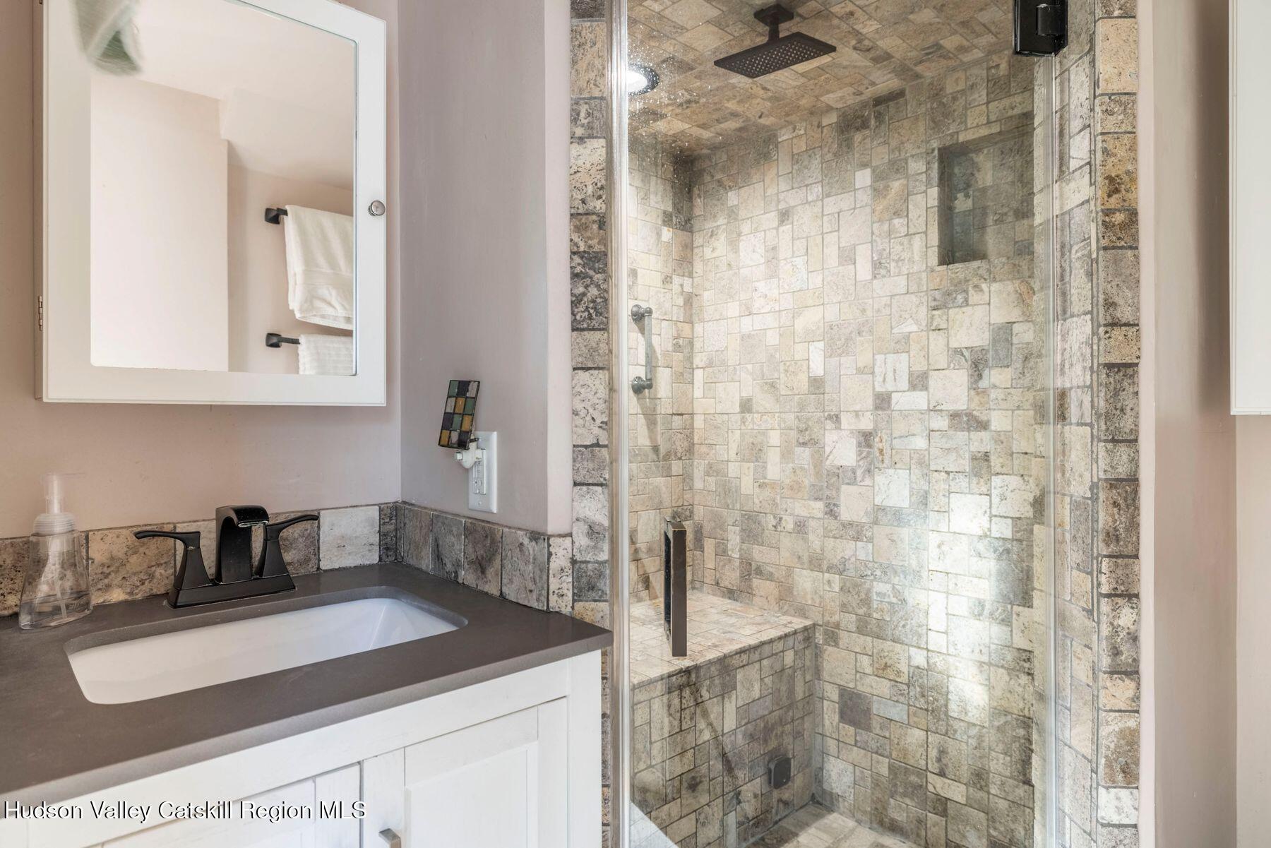 8 Tannery Brook Road Woodstock, NY 12498 - Photo 13 of 37 photo_online_035