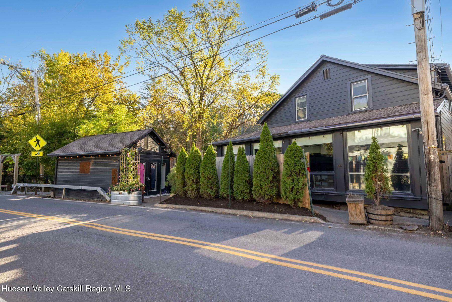 8 Tannery Brook Road Woodstock, NY 12498 - Photo 2 of 37 photo_online_045