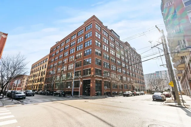 $365,000 | 913 West Van Buren Street, Unit 4A, Chicago, IL 60607