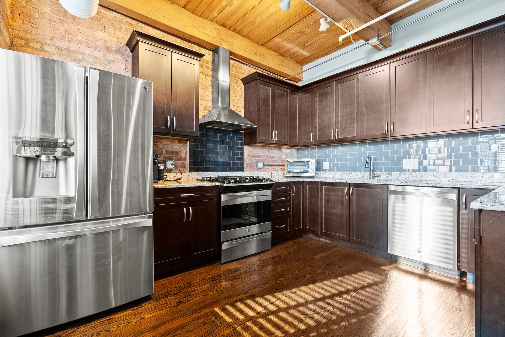 913 West Van Buren Street, Unit 4A Chicago, IL 60607 - Photo 12 of 25