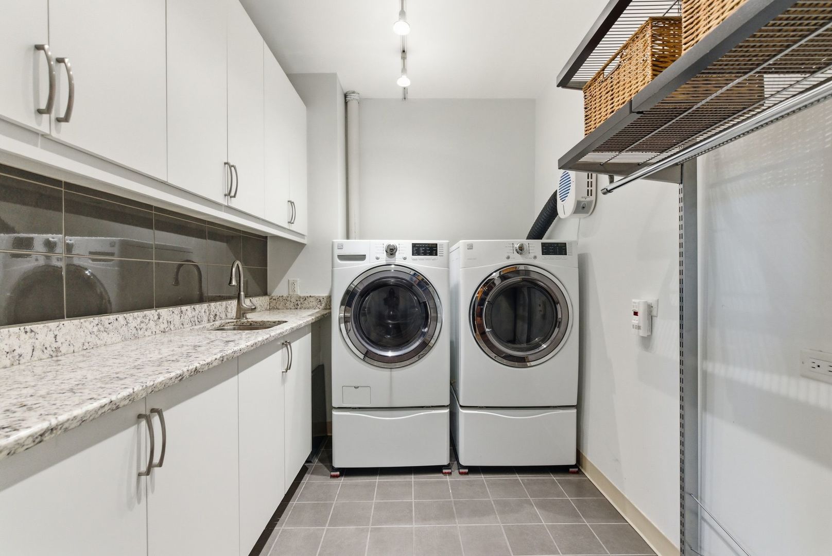 913 West Van Buren Street, Unit 4A Chicago, IL 60607 - Photo 15 of 26