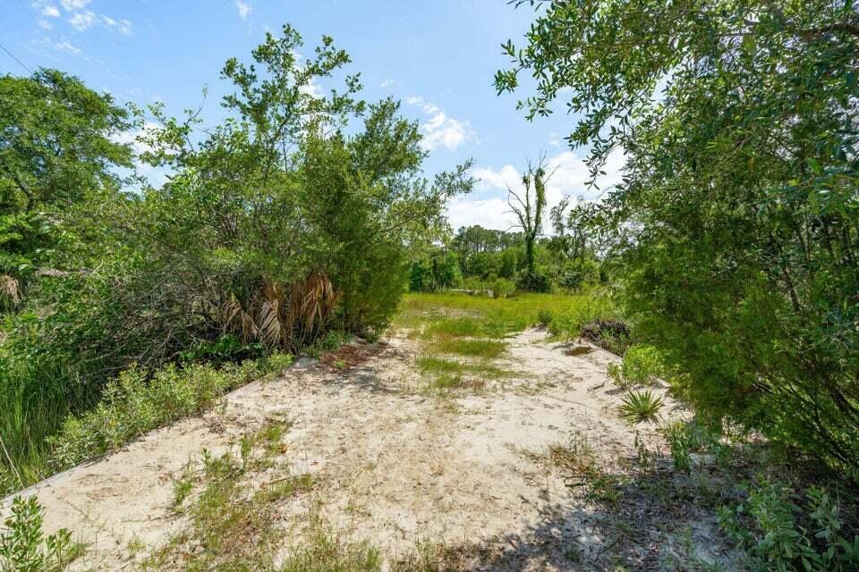328 Maggie Road Mount Pleasant, SC 29464 - Photo 21 of 29 328 Maggie Rd_18