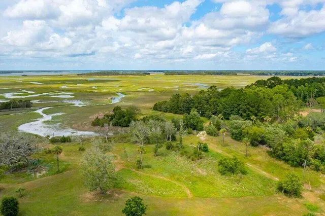 $1,750,000 | 328 Maggie Road, Mount Pleasant, SC 29464