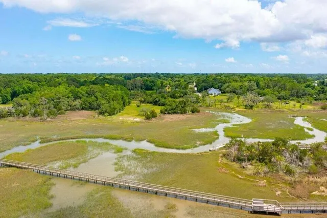 $1,750,000 | 328 Maggie Road, Mount Pleasant, SC 29464