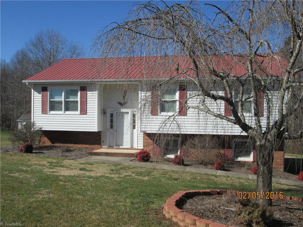 7240 Dennis Road Walnut Cove, NC 27052 - Photo 1 of 12 Gallery Image 1