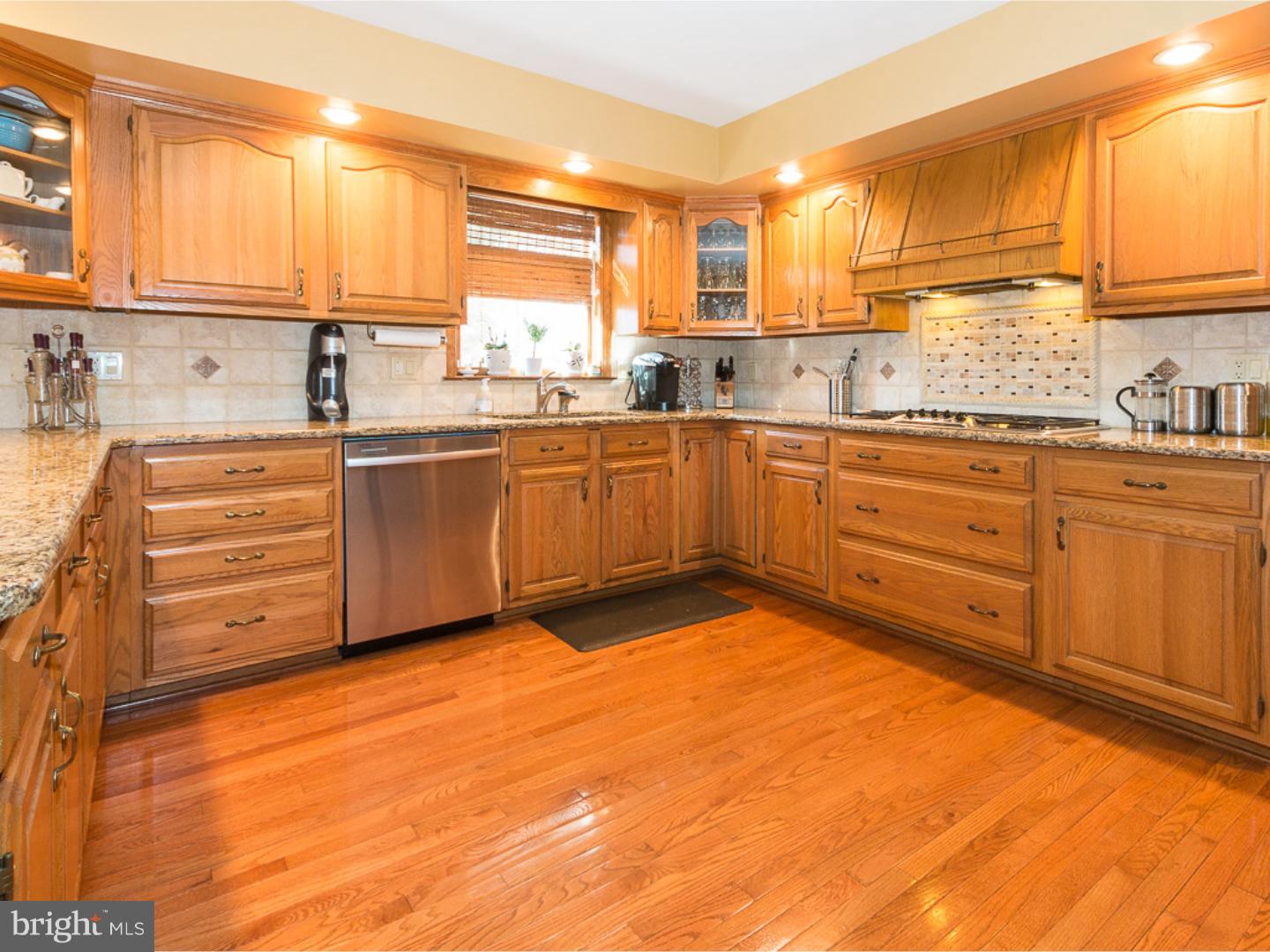 875 Cathcart Road Blue Bell, PA 19422 - Photo 11 of 25 Kitchen
