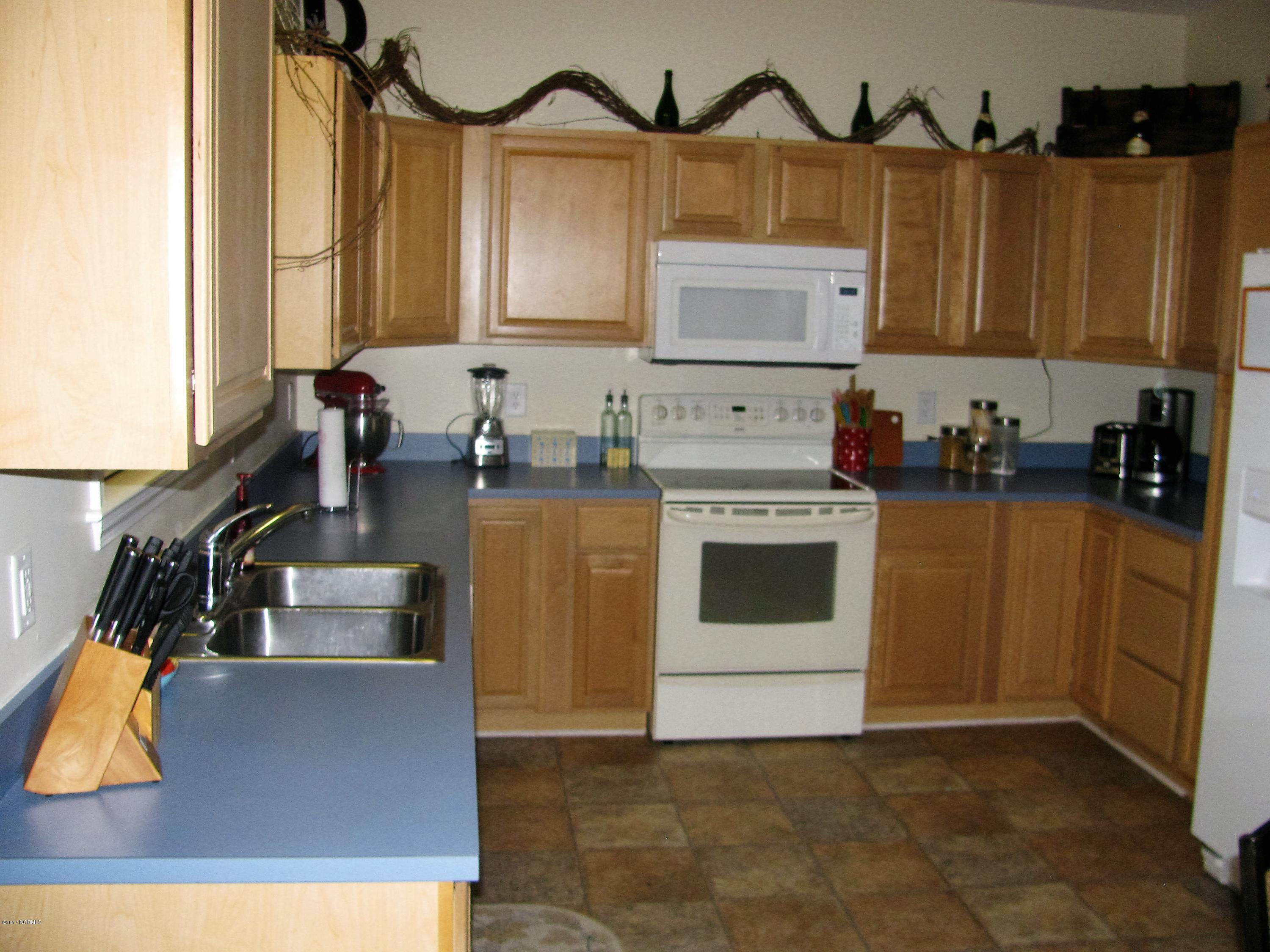 300 Riverside Drive Varnamtown, NC 28462 - Photo 13 of 16 IMG_0790 (2)
