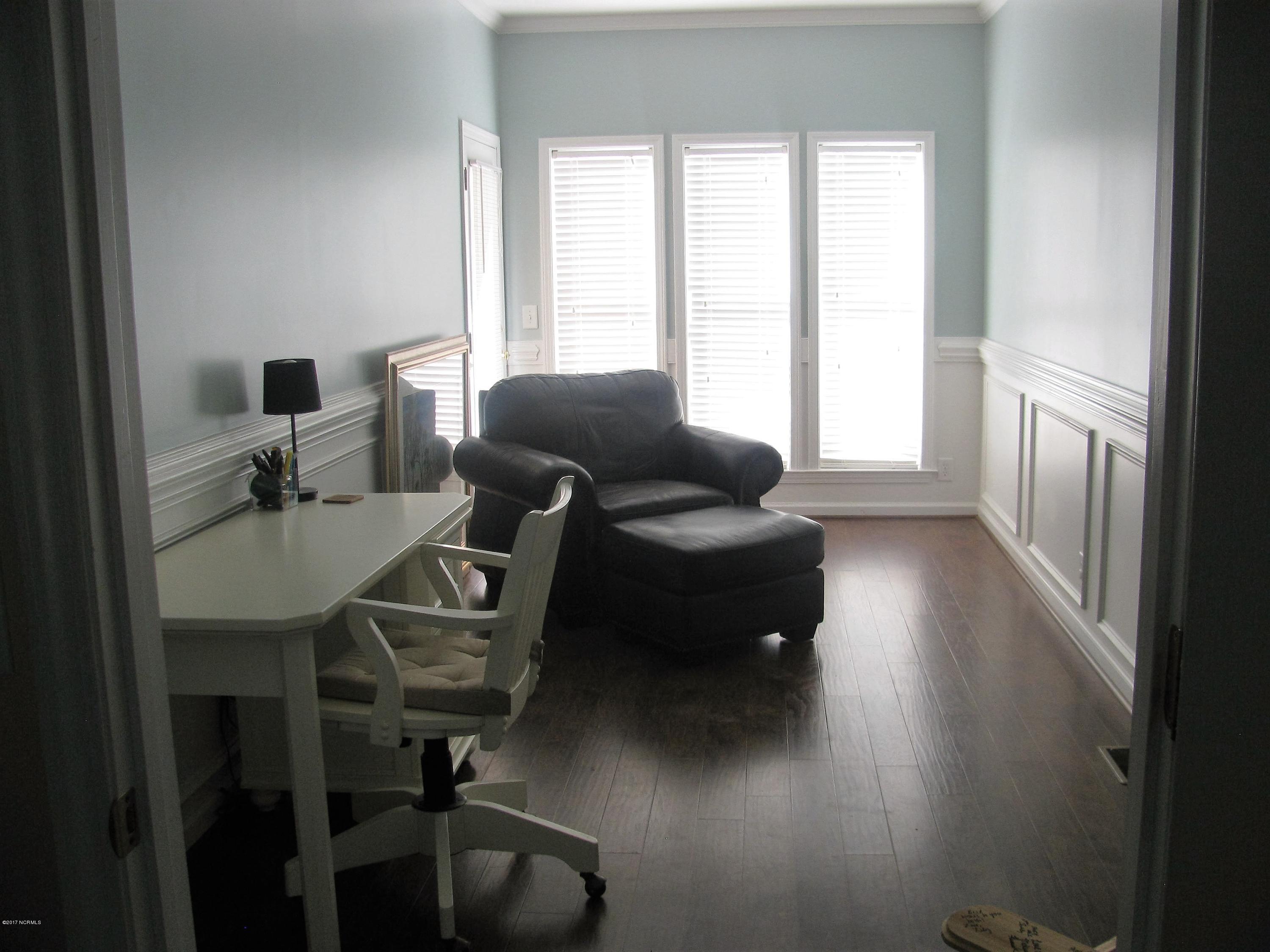 Flex space between kitchen and Master Suite.
