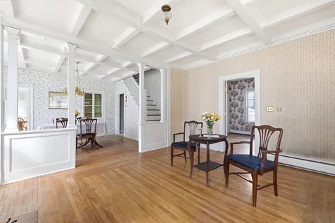 $689,900 | 17 Munroe Street, Lynnfield, MA 01940