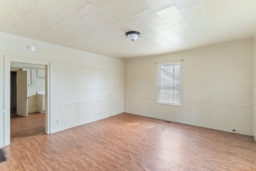 1326 Main Street Buffalo, SC 29321 - Photo 8 of 19