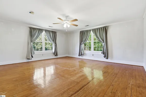 $350,000 | 100 Easley Highway, Pelzer, SC 29669