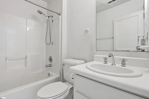 $350,000 | 100 Easley Highway, Pelzer, SC 29669