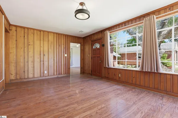$350,000 | 100 Easley Highway, Pelzer, SC 29669