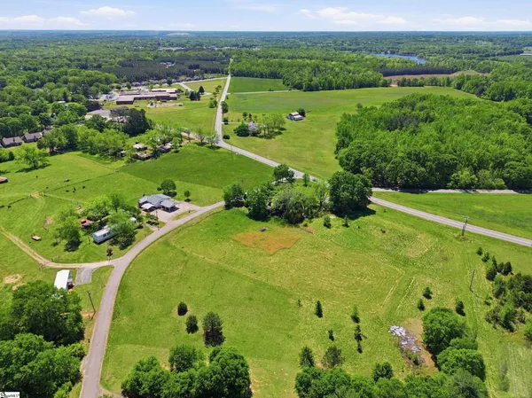 $350,000 | 100 Easley Highway, Pelzer, SC 29669