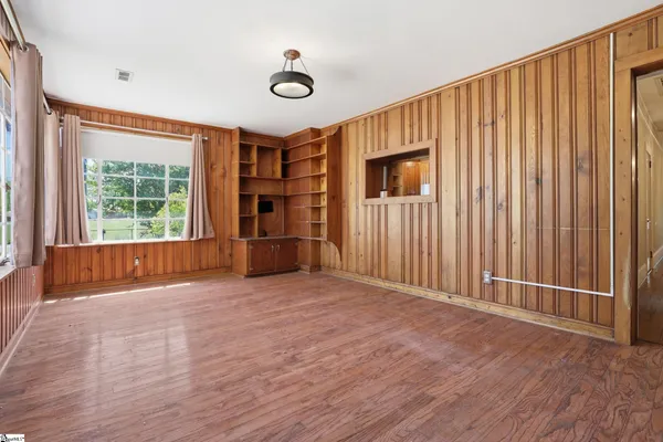 $350,000 | 100 Easley Highway, Pelzer, SC 29669