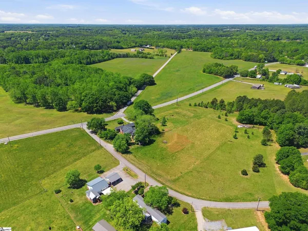 $350,000 | 100 Easley Highway, Pelzer, SC 29669