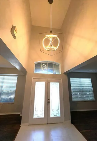 a view of entryway and window