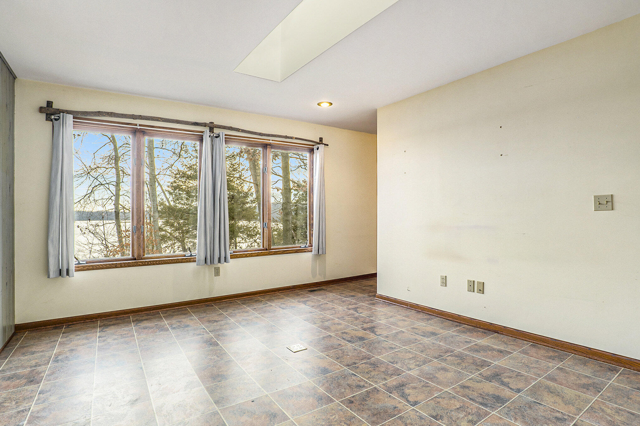 2458 Fox Ridge Lyons, MI 48851 - Photo 14 of 35 018_fox_ridge-23