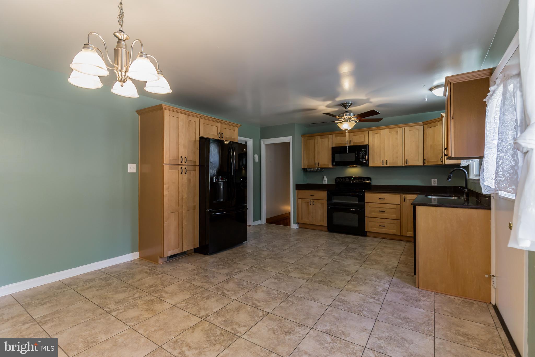 4220 Camp Kaufmann Road Huntingtown, MD 20639 - Photo 3 of 24