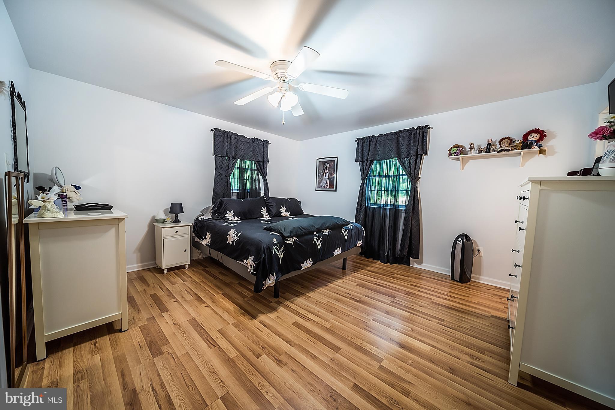 4220 Camp Kaufmann Road Huntingtown, MD 20639 - Photo 7 of 24 Bedroom (Master)