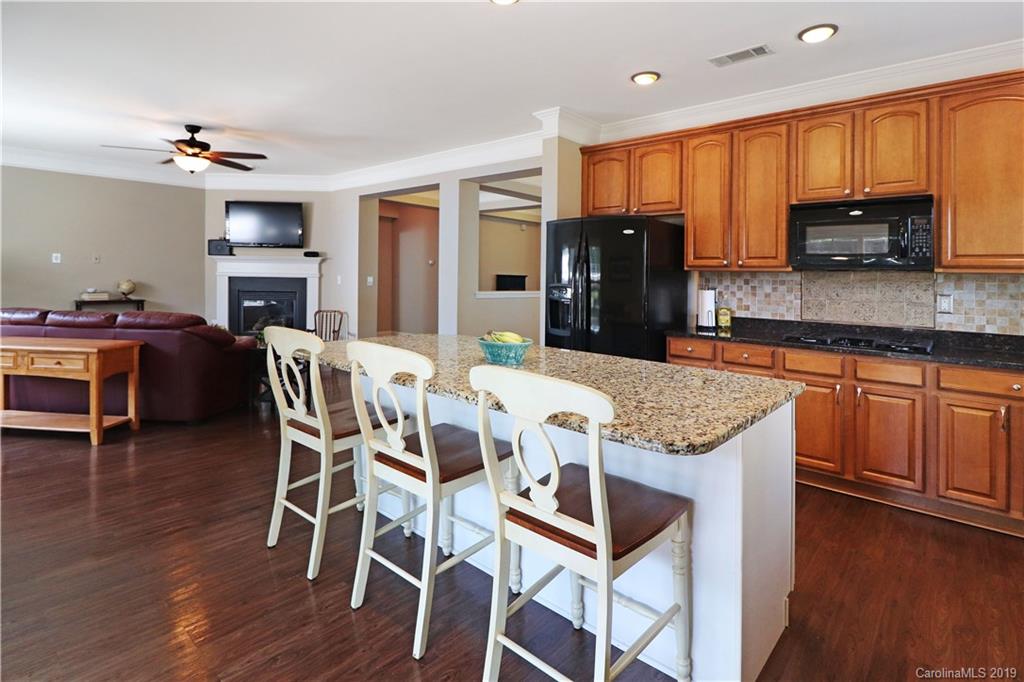 7002 Evanton Loch Road Charlotte, NC 28278 - Photo 9 of 31 Gallery Image 9