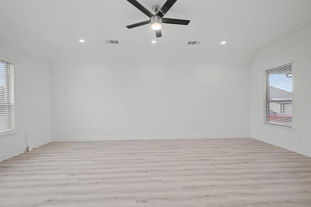 4056 Overlook Way Weatherford, TX 76085 - Photo 18 of 38