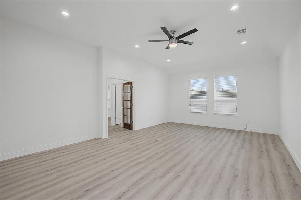 4056 Overlook Way Weatherford, TX 76085 - Photo 19 of 38