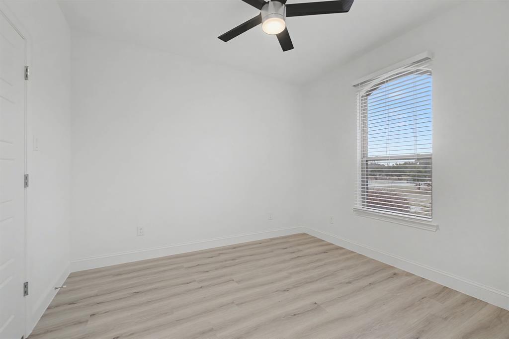 4056 Overlook Way Weatherford, TX 76085 - Photo 29 of 38