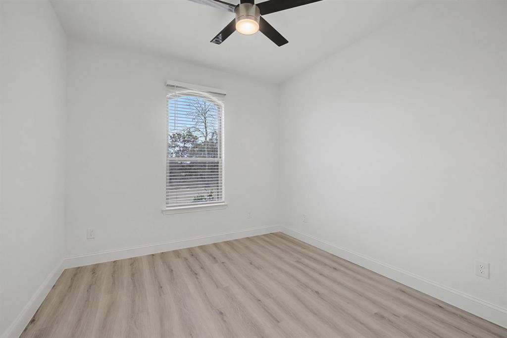 4056 Overlook Way Weatherford, TX 76085 - Photo 31 of 38