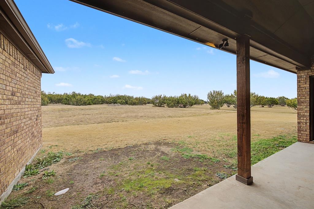 4056 Overlook Way Weatherford, TX 76085 - Photo 33 of 38