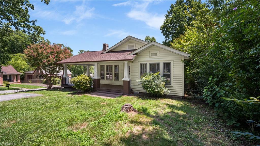 106 Northview Place High Point, NC 27263 - Photo 2 of 50