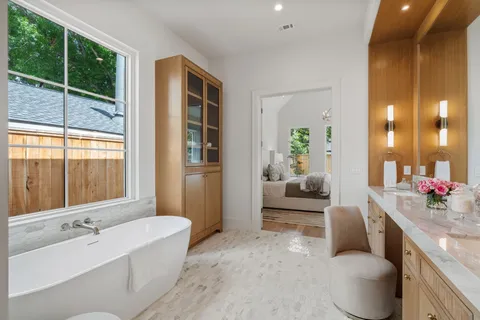 $3,275,000 | 6243 Briar Rose Drive, Houston, TX 77057