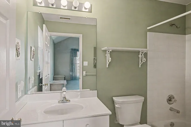 $379,000 | 606 Julian Drive West, Warminster, PA 18974