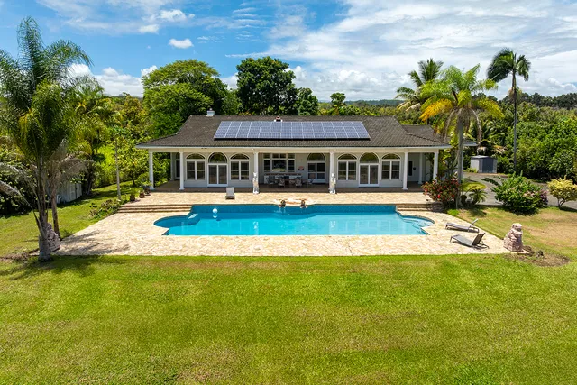 $2,150,000 | 647 Kauhiula Road, Hilo, HI 96720