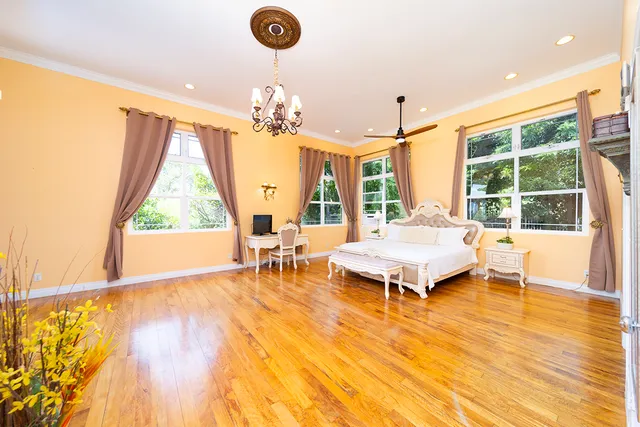 $2,150,000 | 647 Kauhiula Road, Hilo, HI 96720