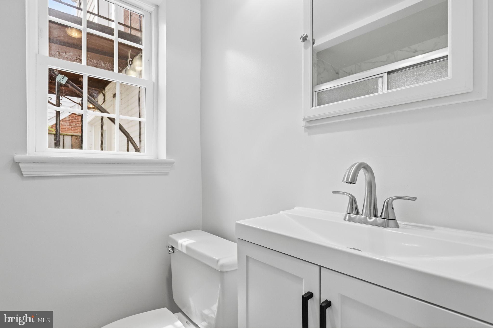 801 Patton Drive Silver Spring, MD 20901 - Photo 8 of 35 Gallery Image 8