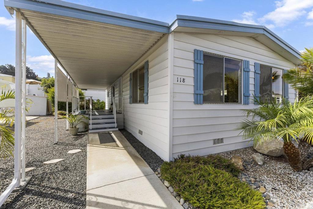 2130 Sunset Drive, Unit 118 Vista, CA 92081 - Photo 3 of 29