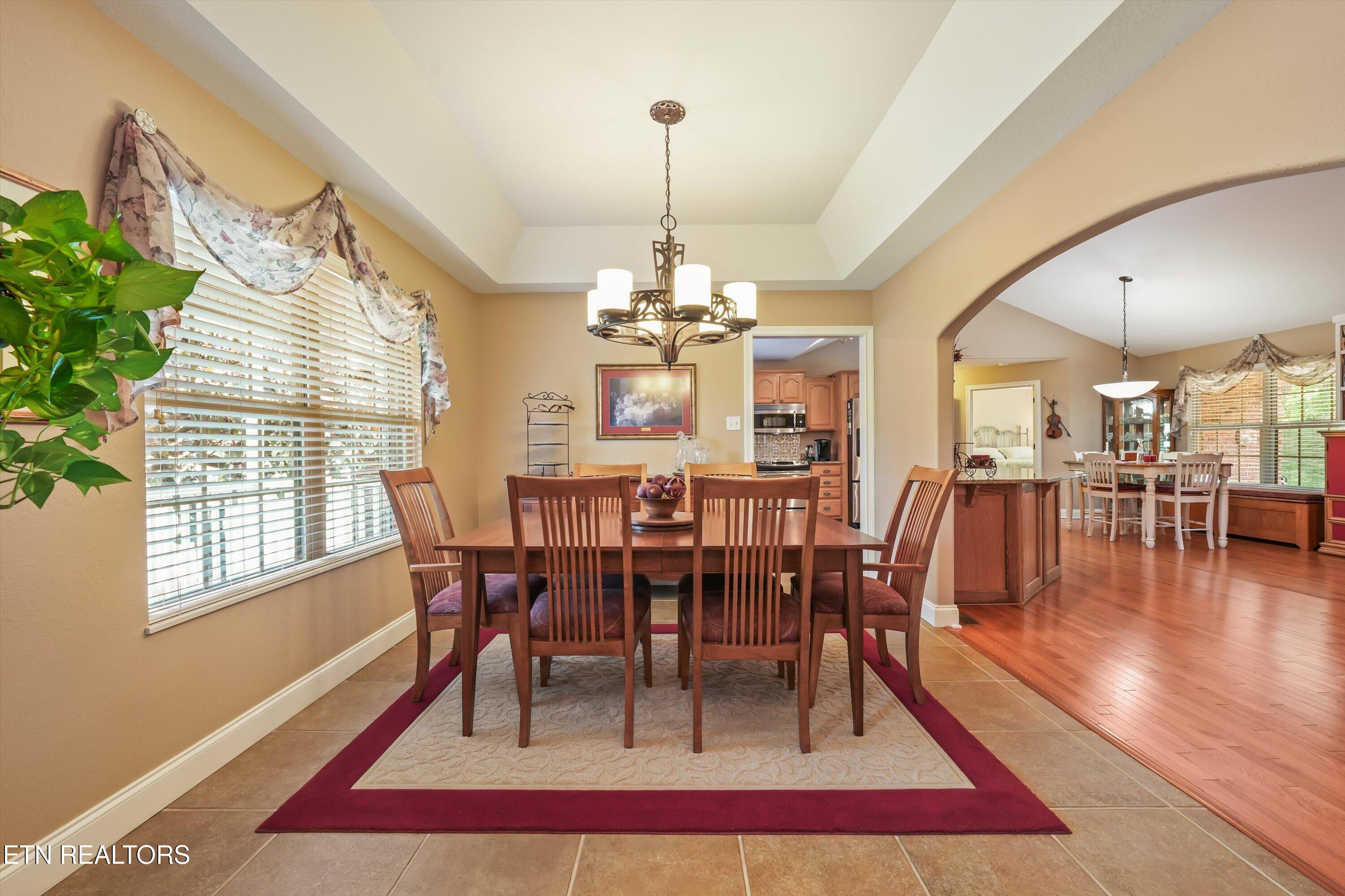 1432 Chessingham Drive Maryville, TN 37801 - Photo 4 of 40 10-1432 Chessingham Dr 09