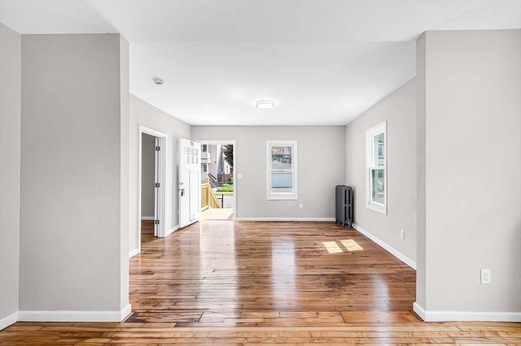 12-14 Carver Street Springfield, MA 01108 - Photo 6 of 42