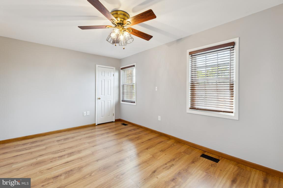 7448 Pohick Road Lorton, VA 22079 - Photo 19 of 25 LVP on entire upper level