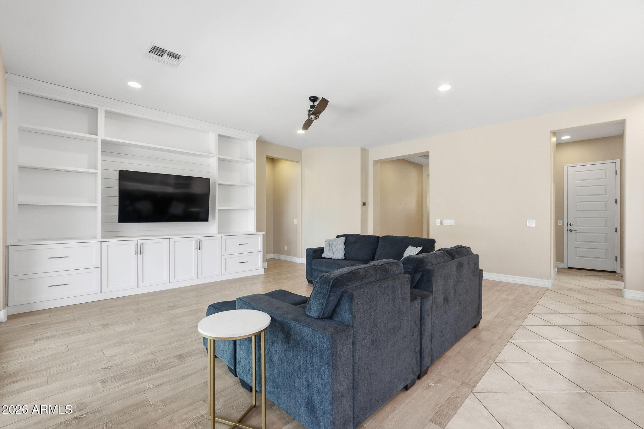 3930 East Chestnut Lane Gilbert, AZ 85298 - Photo 7 of 44