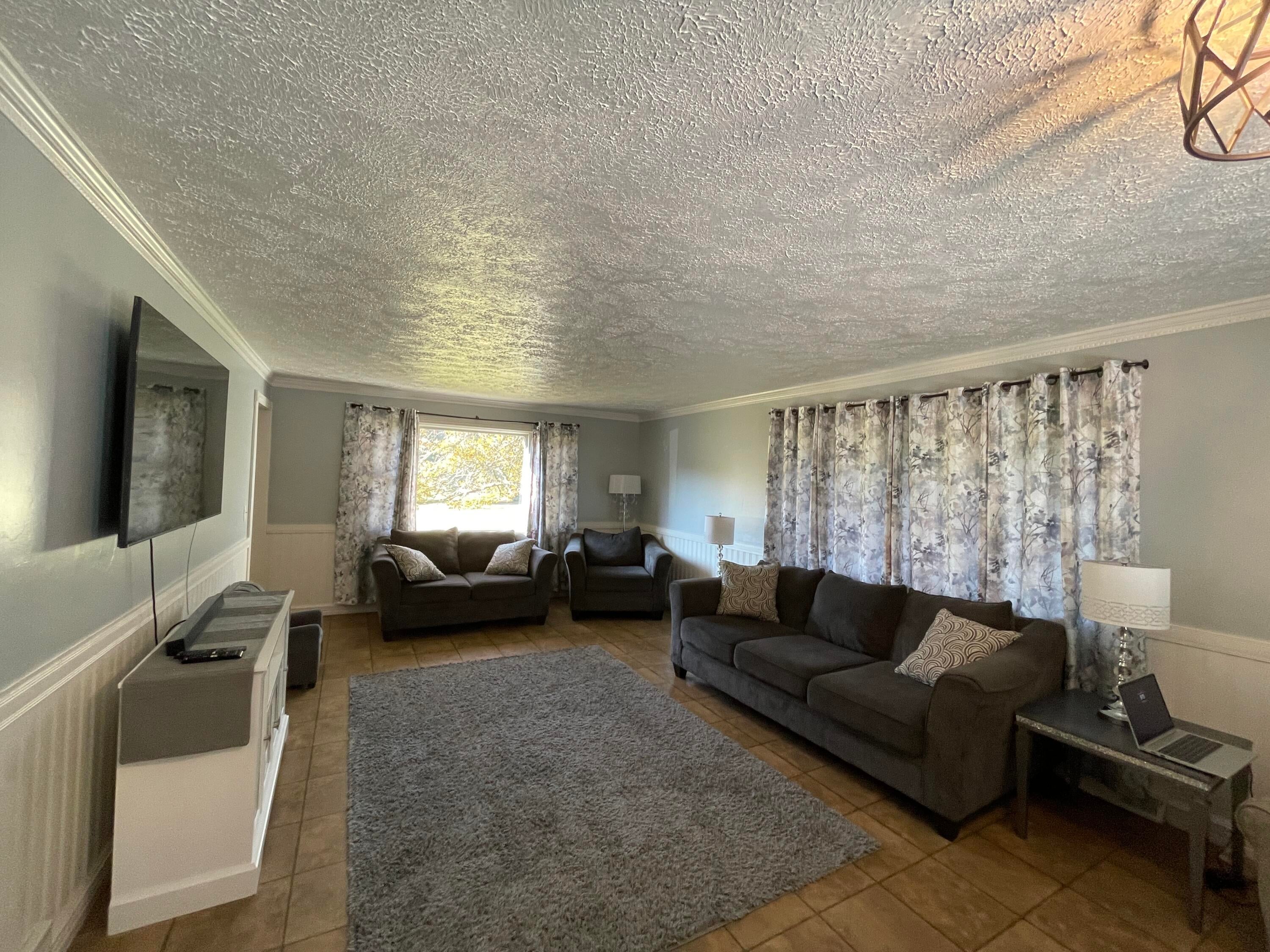8527 Artesia Beach Road St. Helen, MI 48656 - Photo 2 of 29 Living Room