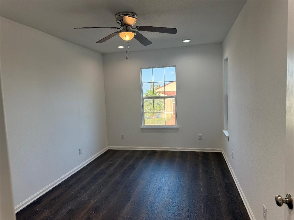 1101 2nd Street, Unit 5 Corpus Christi, TX 78404 - Photo 13 of 14