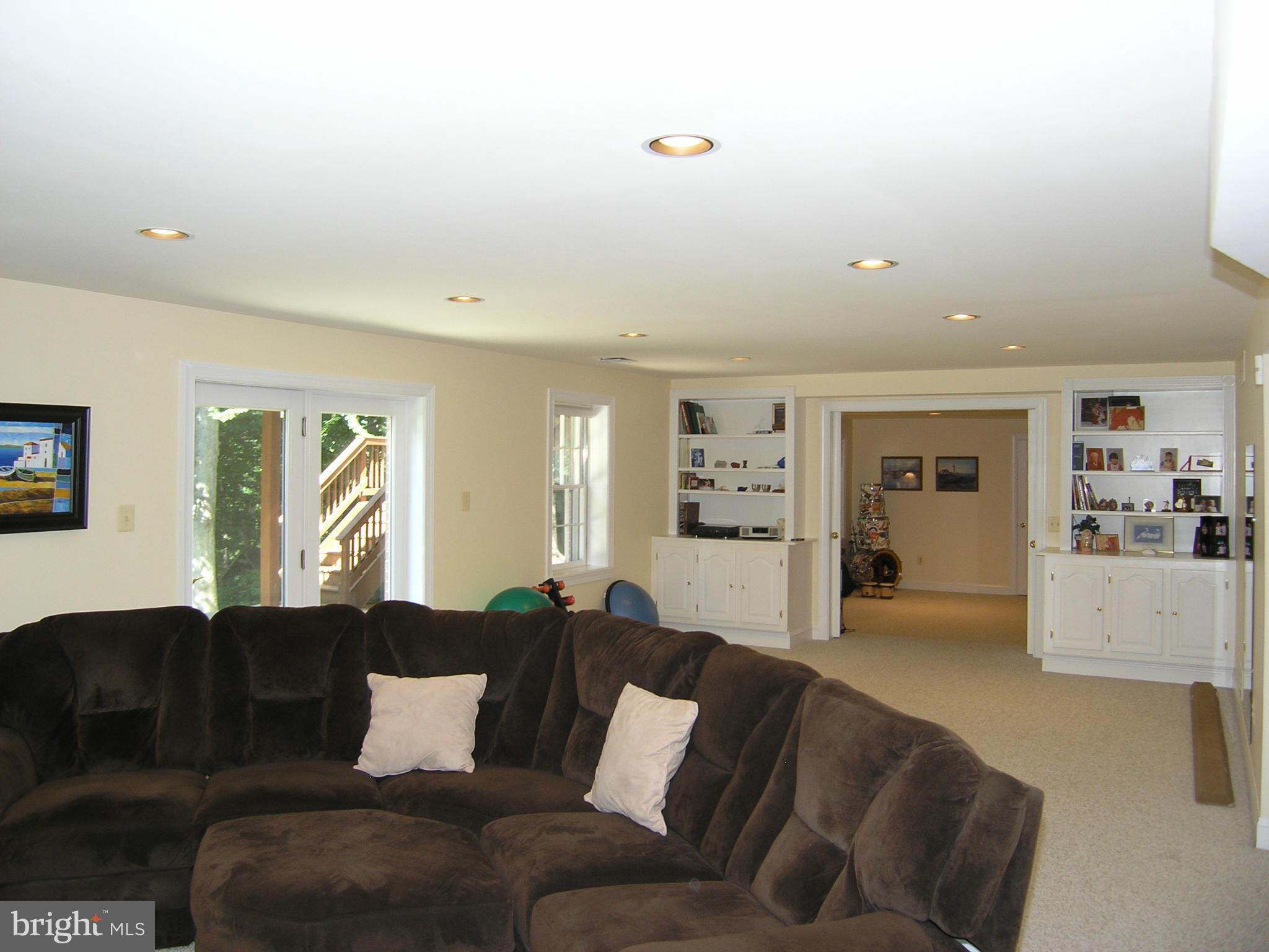 11332 Woodbrook Lane Reston, VA 20194 - Photo 21 of 28 Rec Room