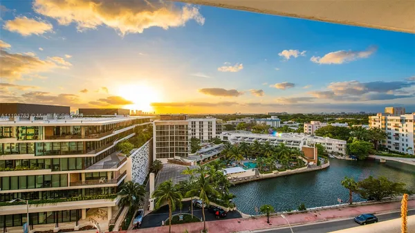 $20,000 | Mid Beach, Miami Beach, FL 33139