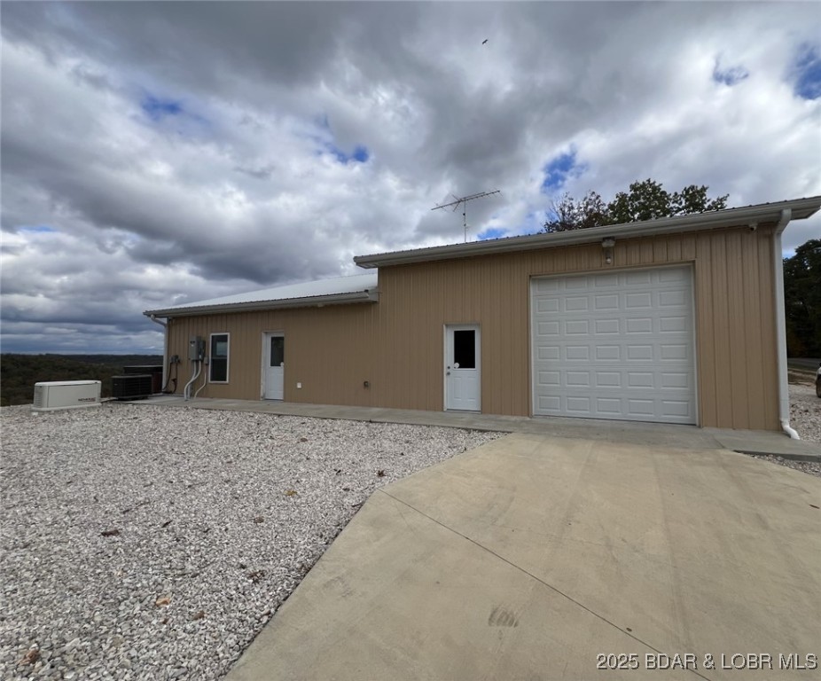 4423 Lws High Point Road Stover, MO 65078 - Photo 2 of 69