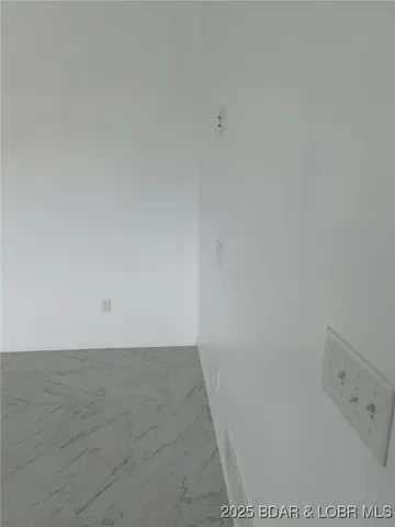 $599,000 | 4423 Lws High Point Road, Stover, MO 65078